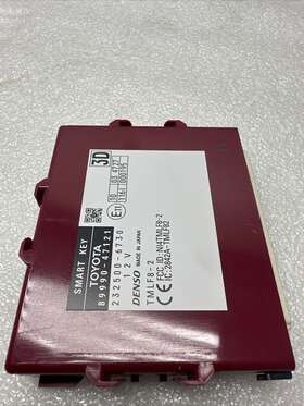 89990-47121 Toyota 2012-14 Prius V Smart Key Control Module Oem