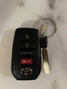 Hyq14fbx Toyota Tundra Smart Key Remote Fob Truck Bed 4 Button Oem 2022-2023 445