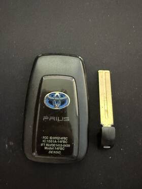 Toy117smrtkey Toyota 2016-2022 Prius Key Fob Replacement Unlocked With New Uncut Blade