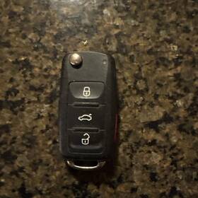 561837202g Volkswagen Oem Vw Flip Keyless Entry Remote Fob Transmitter