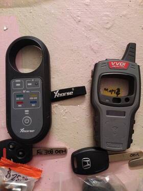 0023 Xhorse Key Fob Programmer With Brand New