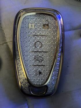 0124356 Yikecase Chevy Key Fob Cover With Diamond Keychain - Compatible Equinox Malibu