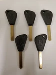 Lot Of 5 2011 Suburu Outback SR12-PHT (4D60 80 Bit) G Chip Transponder Keys. Fixed Price $29.99.