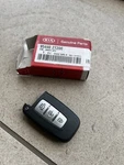 Genuine Kia Smart Key Fob Optima 2011-2013 954402T200. Fixed Price $201.84.