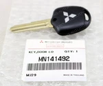 MN141492 Mitsubishi L200 Nativa Pajero Sport Door Lock Transmitter Key New Oem. Fixed Price $205.00.