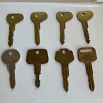 Metal Keys Auto Car Mix Lot Of 8 Vw Honda Hyundai Datsun Nissan Crafts. Fixed Price $14.95.