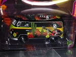 Johnny Lightning 1965 Volkswagen Vw Grateful Hippie Bus -black, Mip 1/2760. Fixed Price $13.95.