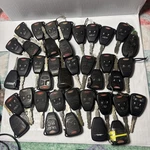 Oem Chrysler Dodge Jeep Key Fob Rhk Remote OHT692427AA Mix Locksmith Lot 39. Fixed Price $116.20.