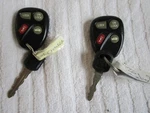 2PCS Genuine Oem Gm 1626307499 Remote Button Fobs L2C0005T Car Keyless Entry. Fixed Price $9.00.