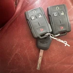 Oem Factory Gm Remote Start Keyless Entry Fob Fcc Id M3N-32337100 22881480. Fixed Price $25.00.
